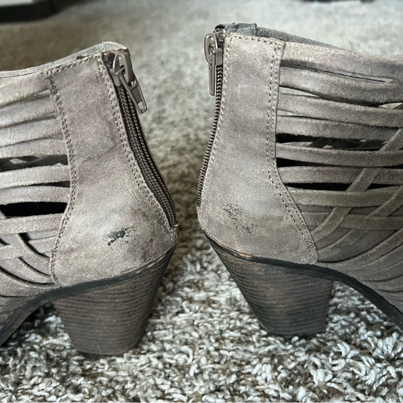 Fergalicious booties - Picture 4 of 8